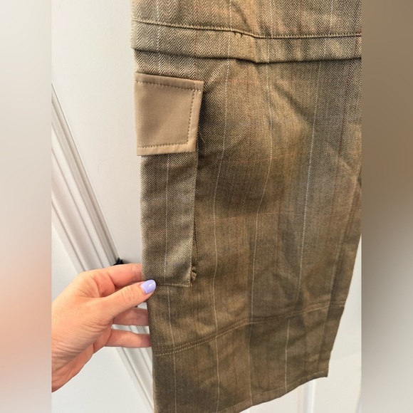 NWT ROARI Ronnie Trouser Pants in Camel Herringbone Brown Wool Cargo Size 2 - Picture 9 of 13